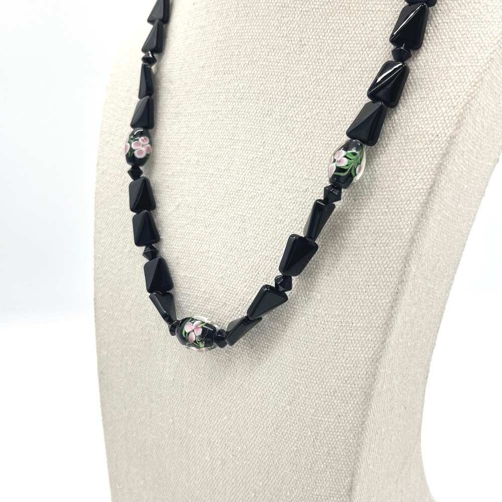 Vintage Black Glass Geometric Floral Lampwork Beaded Necklace 22" Pinkβ Flower